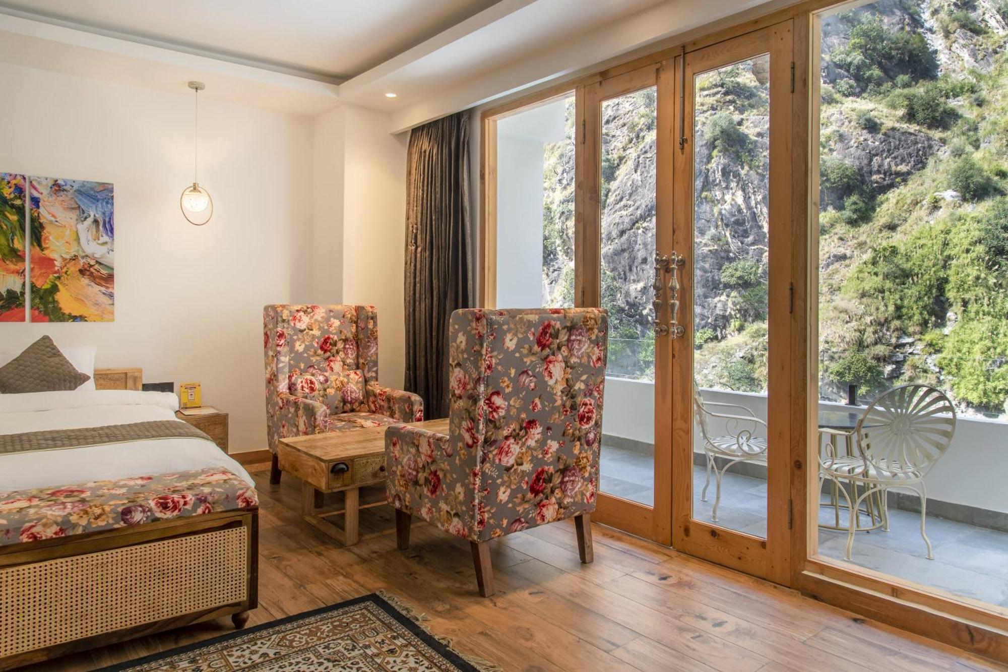 Echor Palm Bliss Riverside Resort & Spa 카솔 외부 사진