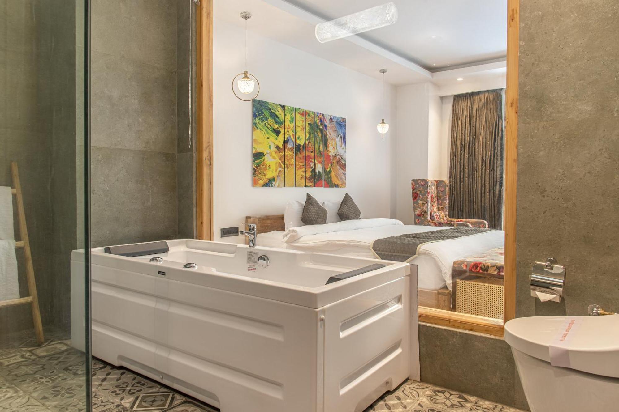 Echor Palm Bliss Riverside Resort & Spa 카솔 외부 사진