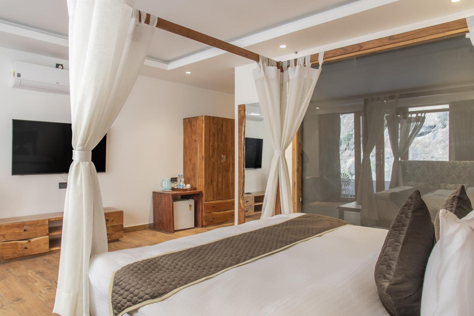 Echor Palm Bliss Riverside Resort & Spa 카솔 외부 사진