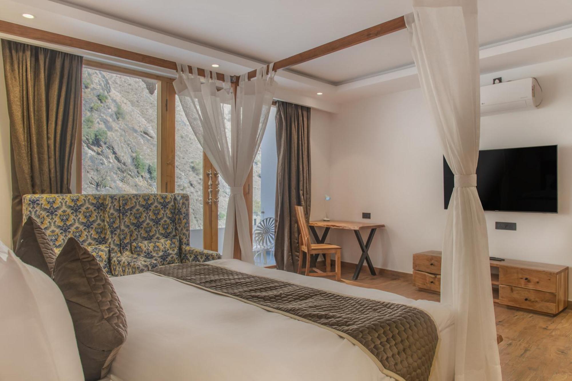 Echor Palm Bliss Riverside Resort & Spa 카솔 외부 사진