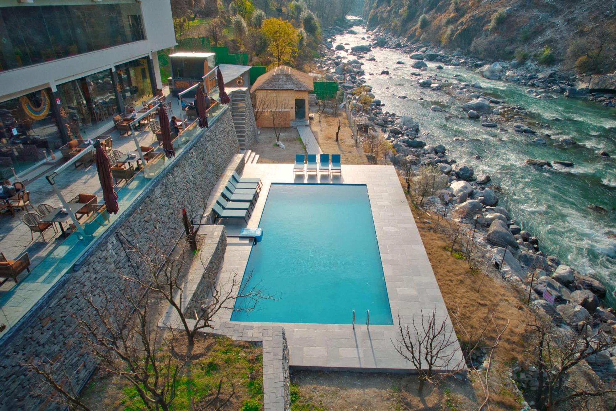 Echor Palm Bliss Riverside Resort & Spa 카솔 외부 사진