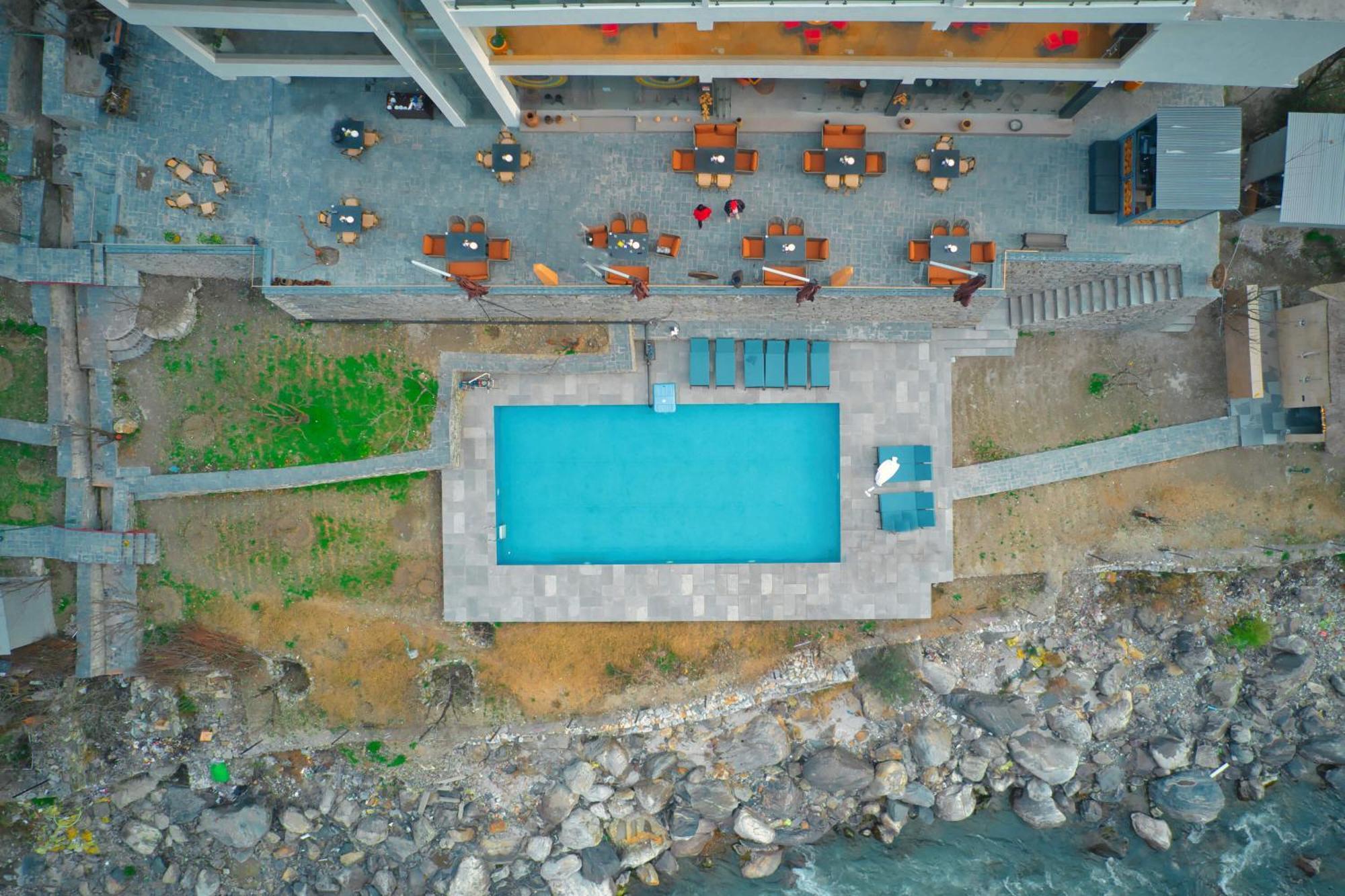 Echor Palm Bliss Riverside Resort & Spa 카솔 외부 사진