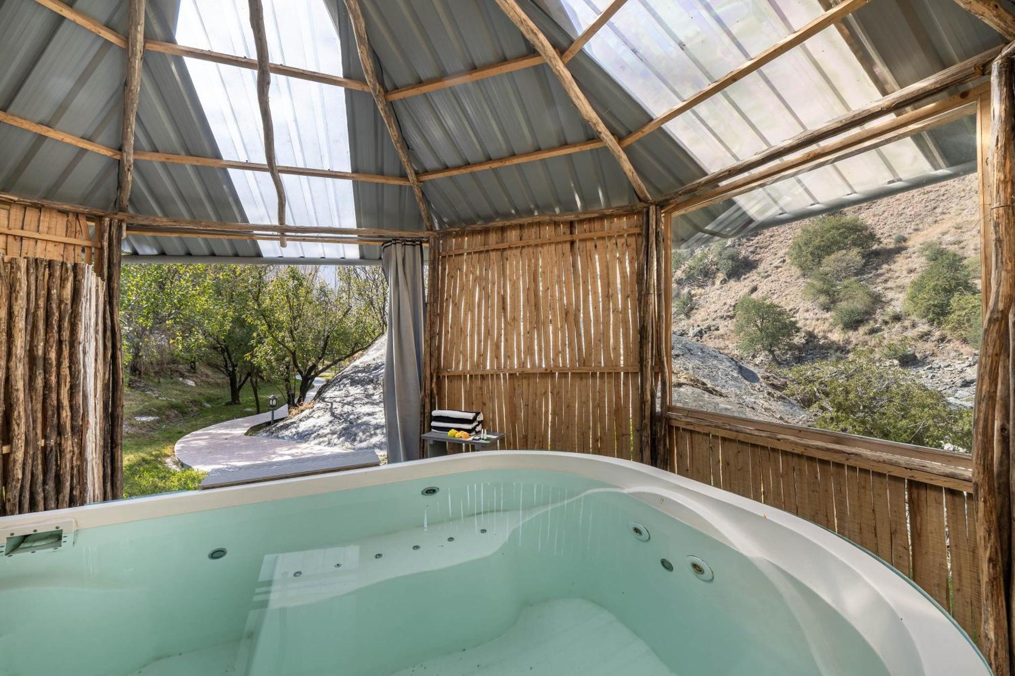 Echor Palm Bliss Riverside Resort & Spa 카솔 외부 사진
