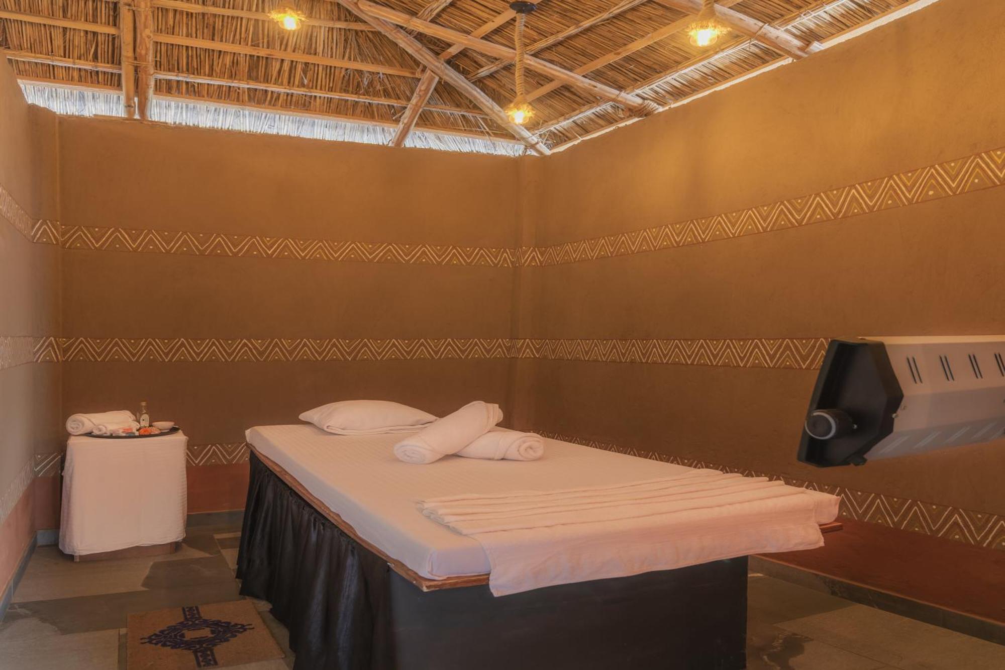 Echor Palm Bliss Riverside Resort & Spa 카솔 외부 사진